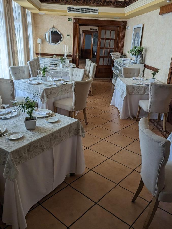 Hotel Salvador Байлен Экстерьер фото