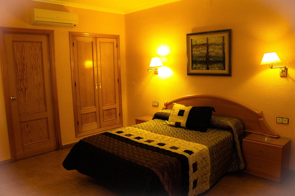 Hotel Salvador Байлен Экстерьер фото