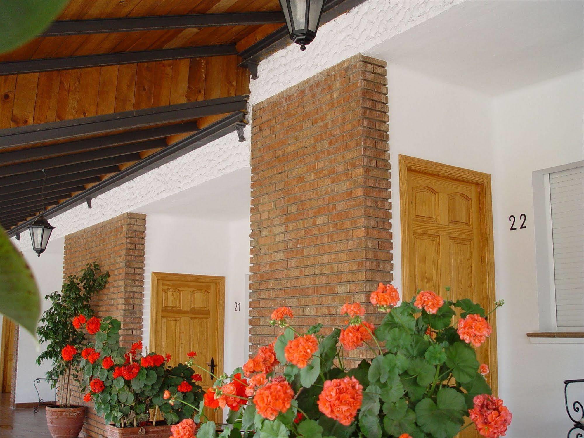 Hotel Salvador Байлен Экстерьер фото